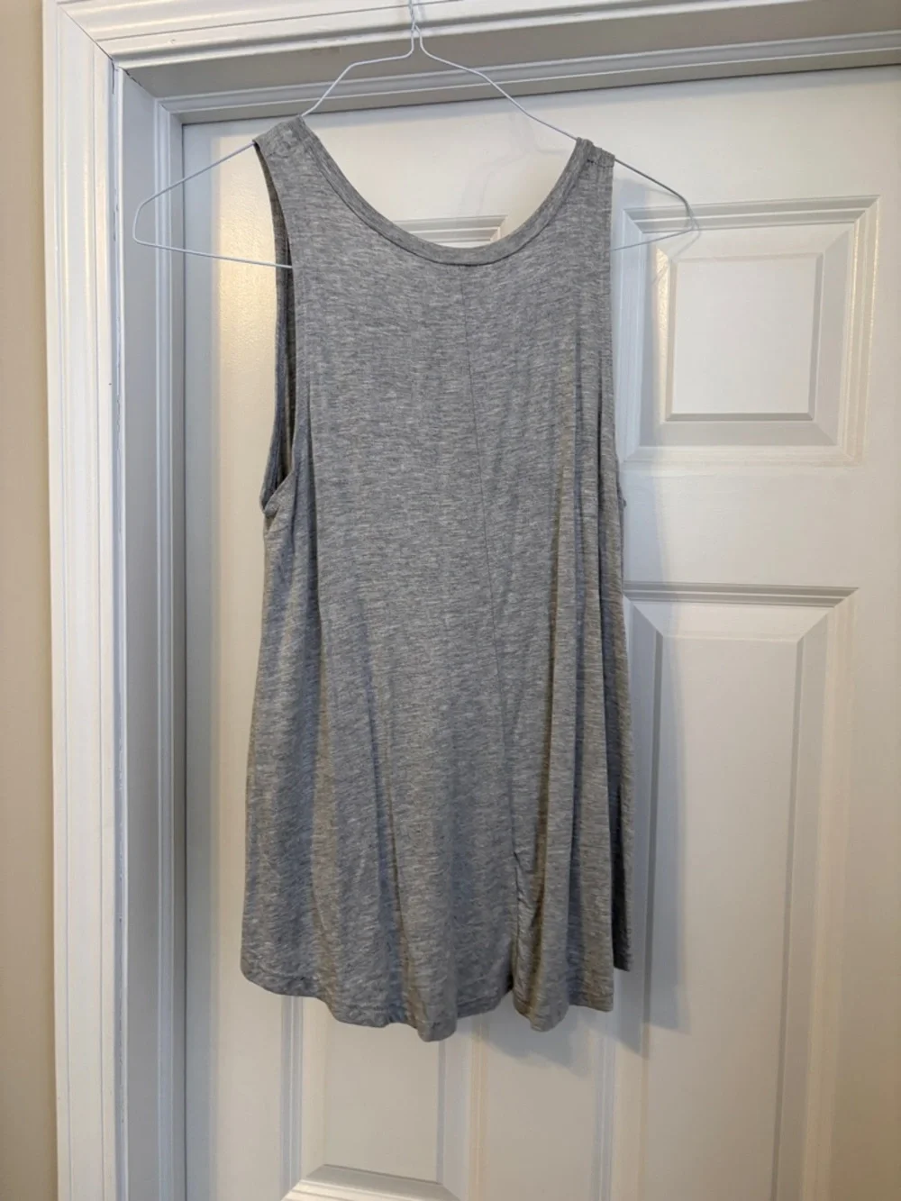 Enough About Me American Flag Flowy Grey Tank Women’s Medium - Picture 4 of 4